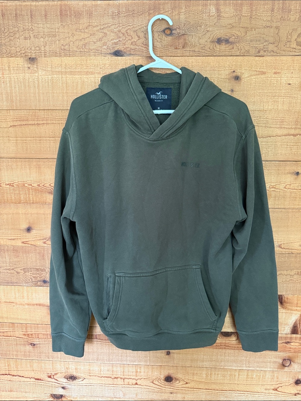 Hollister Men's Olive Green Hoodie Pullover